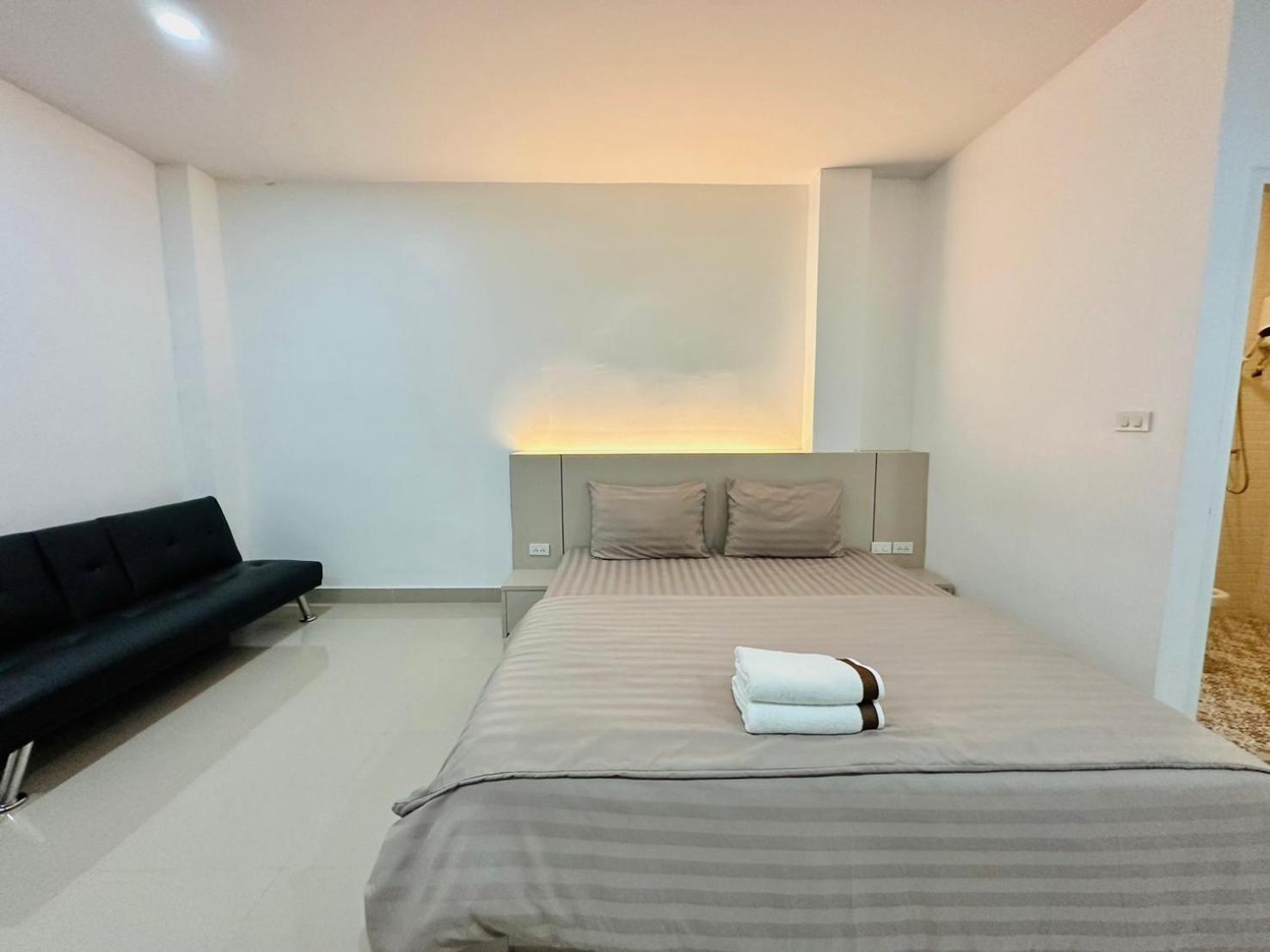 Hada House Apartment Бангкок Экстерьер фото